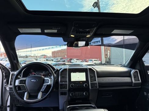 Used 2018 Ford F250 Platinum w/ Platinum Ultimate Package AWD/4WD image 35