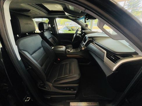 Used 2019 GMC Yukon Denali w/ Open Road Package AWD/4WD image 47