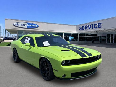 Used 2023 Dodge Challenger SXT w/ Blacktop Package RWD image 2
