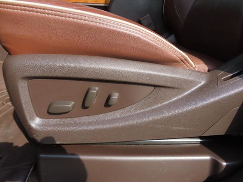 Used 2015 Chevrolet Silverado 2500 High Country w/ Duramax Plus Package image 22