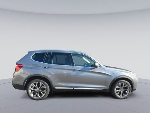 Used 2017 BMW X3 xDrive28i AWD/4WD image 33
