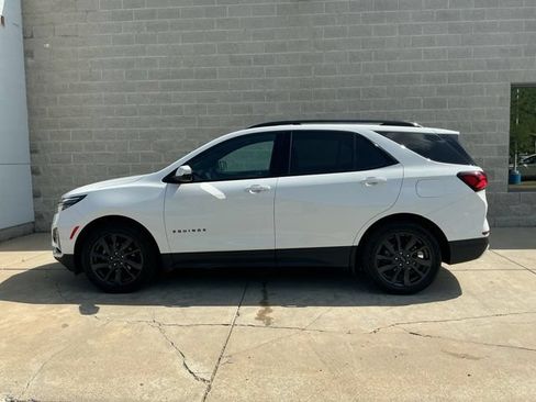 Used 2023 Chevrolet Equinox RS w/ RS Leather Package FWD image 6