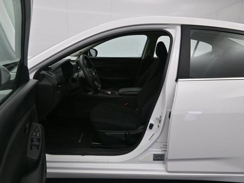 Used 2024 Nissan Sentra S FWD image 20
