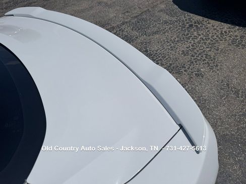Used 2022 Ford Mustang GT w/ Equipment Group 301A RWD image 11
