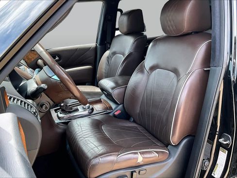 Used 2016 INFINITI QX80 Limited AWD/4WD image 7