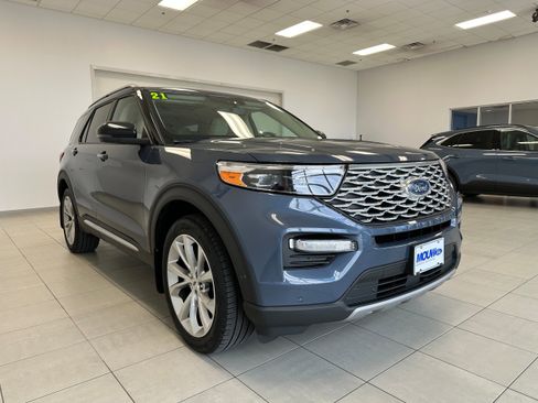 Used 2021 Ford Explorer Platinum w/ Equipment Group 601A AWD/4WD image 4