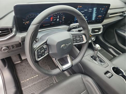 Used 2025 Ford Mustang GT Premium RWD image 20
