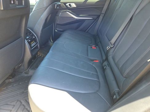 Used 2021 BMW X5 xDrive40i w/ Premium Package AWD/4WD image 3