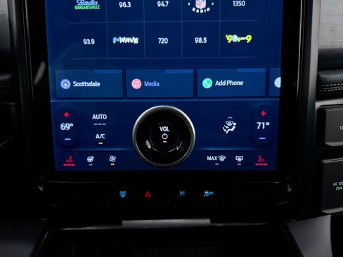 Used 2024 Ford F150 Lightning Flash AWD/4WD image 25