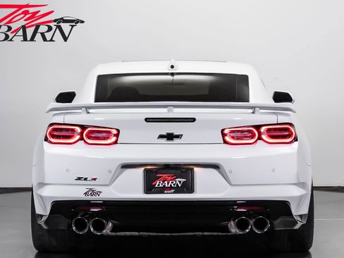 Used 2020 Chevrolet Camaro ZL1 RWD image 4