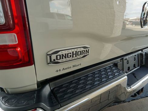 Used 2022 RAM 2500 Limited AWD/4WD image 10