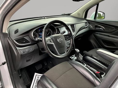 Used 2019 Buick Encore Preferred FWD image 19