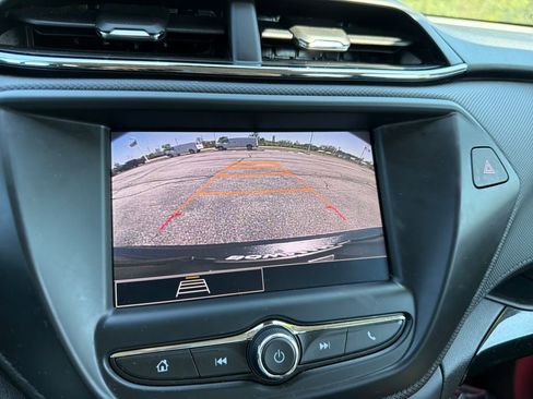 Used 2023 Chevrolet TrailBlazer LS FWD image 18