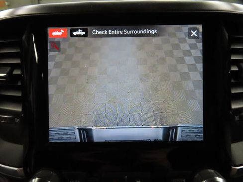 Used 2024 RAM 2500 Big Horn AWD/4WD image 18