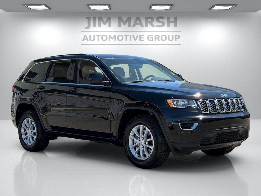 Certified 2022 Jeep Grand Cherokee Laredo E RWD image 8