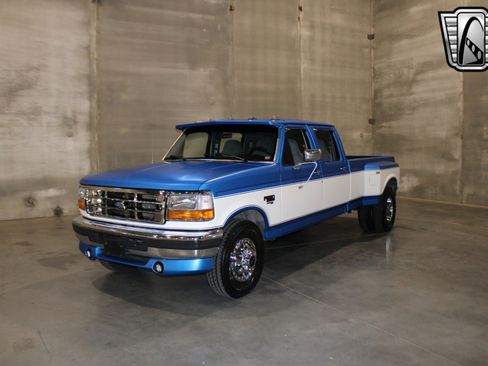 Used 1997 Ford F350 2WD Crew Cab image 2