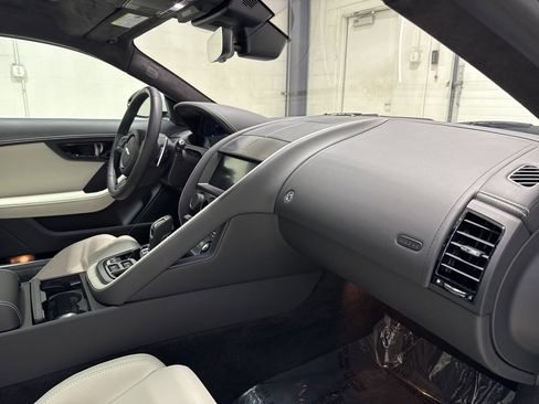 Used 2024 Jaguar F-TYPE R image 37