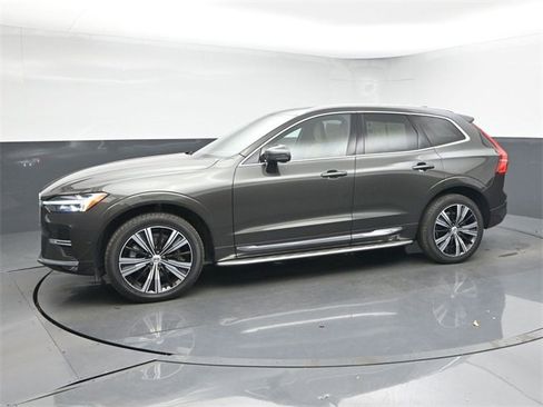 Used 2022 Volvo XC60 B6 Inscription w/ Advanced Package image 4