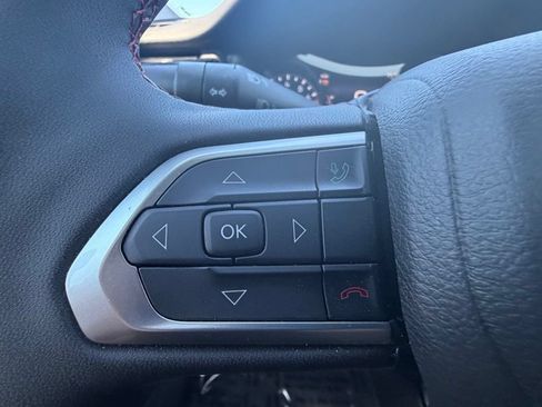 Used 2026 Jeep Compass Trailhawk AWD/4WD image 25