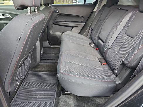 Used 2017 Chevrolet Equinox LT image 15