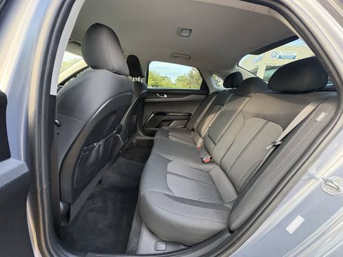 Used 2022 Kia K5 LXS FWD image 25
