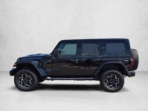 Used 2023 Jeep Wrangler Unlimited Rubicon 4xe w/ Safety Group AWD/4WD image 9