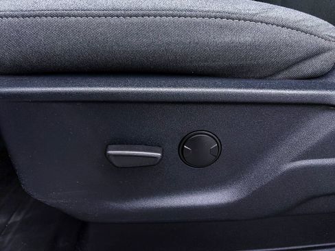 Used 2024 Ford F150 XLT w/ FX4 Off-Road Package AWD/4WD image 18