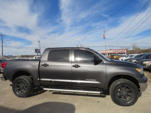 Used 2012 Toyota Tundra 2WD CrewMax w/ Tow Pkg image 4