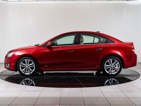 Used 2011 Chevrolet Cruze LTZ w/ RS Package FWD image 5