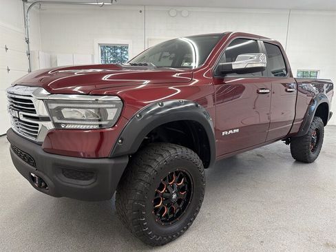 Used 2019 RAM 1500 Laramie AWD/4WD image 1