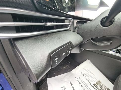 Used 2023 Hyundai Elantra SEL w/ Convenience Package FWD image 28