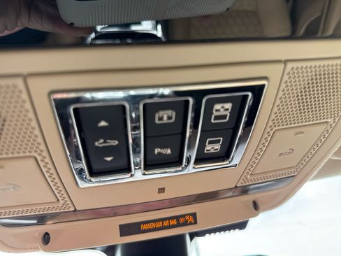 Used 2016 Jaguar XJ L Portfolio image 26