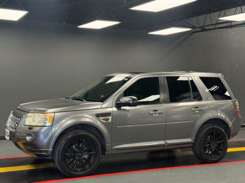 Used 2008 Land Rover LR2 HSE AWD/4WD image 3