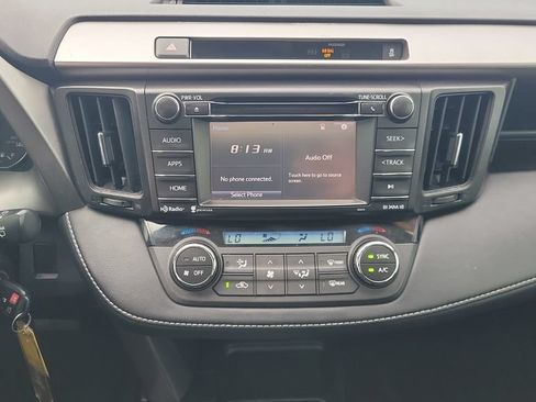 Used 2016 Toyota RAV4 XLE FWD image 14