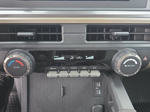 Used 2026 Toyota Tacoma SR5 AWD/4WD image 20