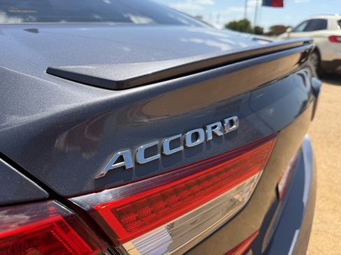 Used 2020 Honda Accord Sport image 13