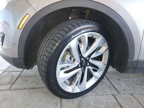 Used 2018 Lincoln MKX Reserve w/ Driver Assistance Package image 33