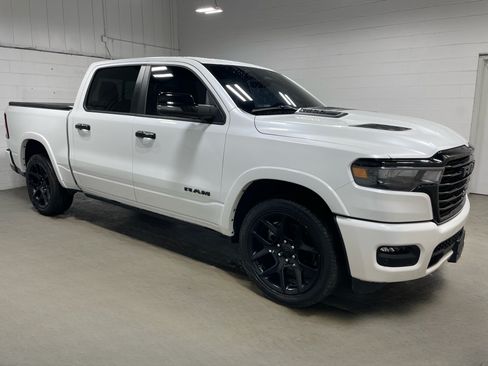 Used 2025 RAM 1500 Laramie w/ Night Edition AWD/4WD image 3