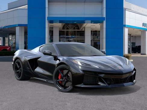 New 2025 Chevrolet Corvette E-Ray image 7