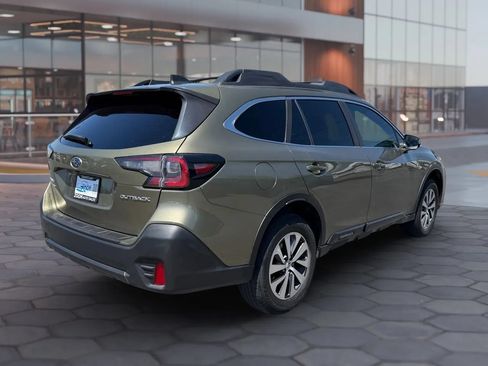 Used 2022 Subaru Outback Premium AWD/4WD image 10