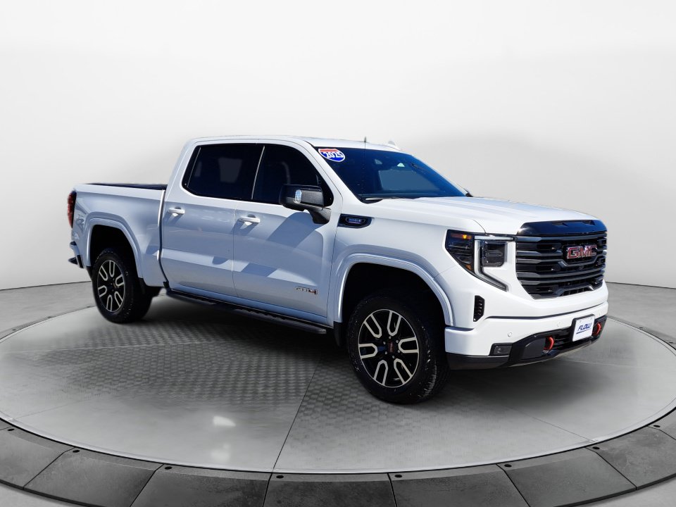Used 2025 GMC Sierra 1500 AT4 w/ AT4 Premium Package AWD/4WD image 1