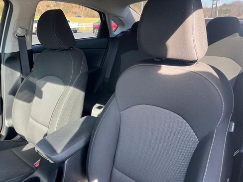 Used 2024 Kia Forte LX image 8