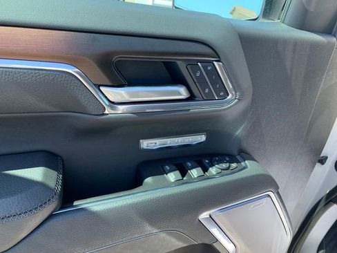 New 2026 GMC Sierra 1500 Denali AWD/4WD image 17