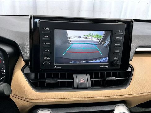 Used 2022 Toyota RAV4 LE FWD image 24