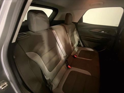 Used 2024 Chevrolet TrailBlazer LT FWD image 23