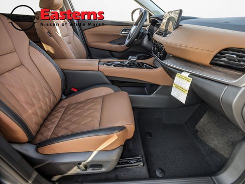New 2026 Nissan Rogue Platinum w/ Tech Package AWD/4WD image 24