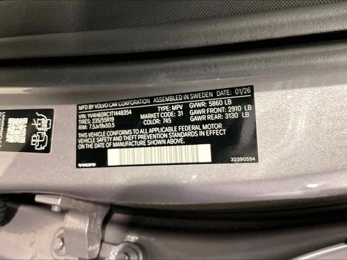New 2026 Volvo XC60 T8 Plus w/ Climate Package AWD/4WD image 9