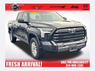 Used 2022 Toyota Tundra SR5 AWD/4WD video 1