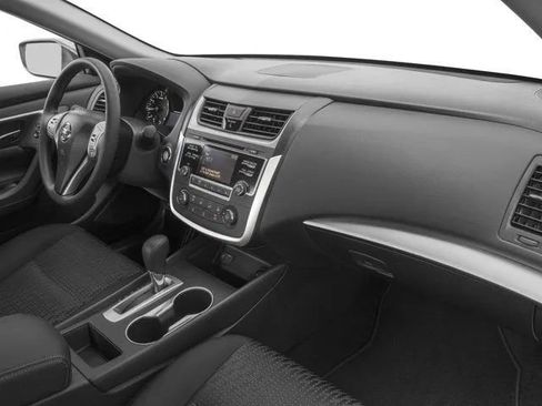 Used 2017 Nissan Altima 2.5 S w/ Power Driver Seat Package FWD image 19