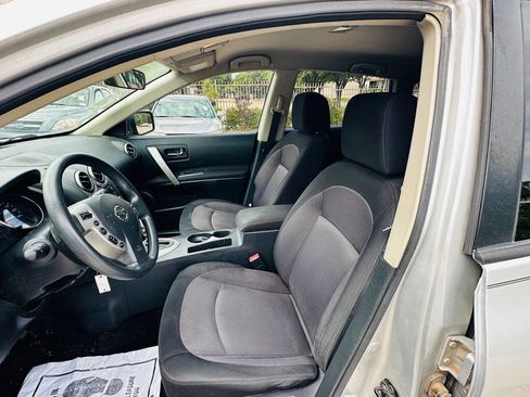 Used 2011 Nissan Rogue SV FWD image 18
